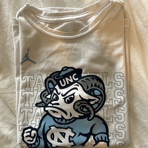 Nike Carolina Tarheels tee